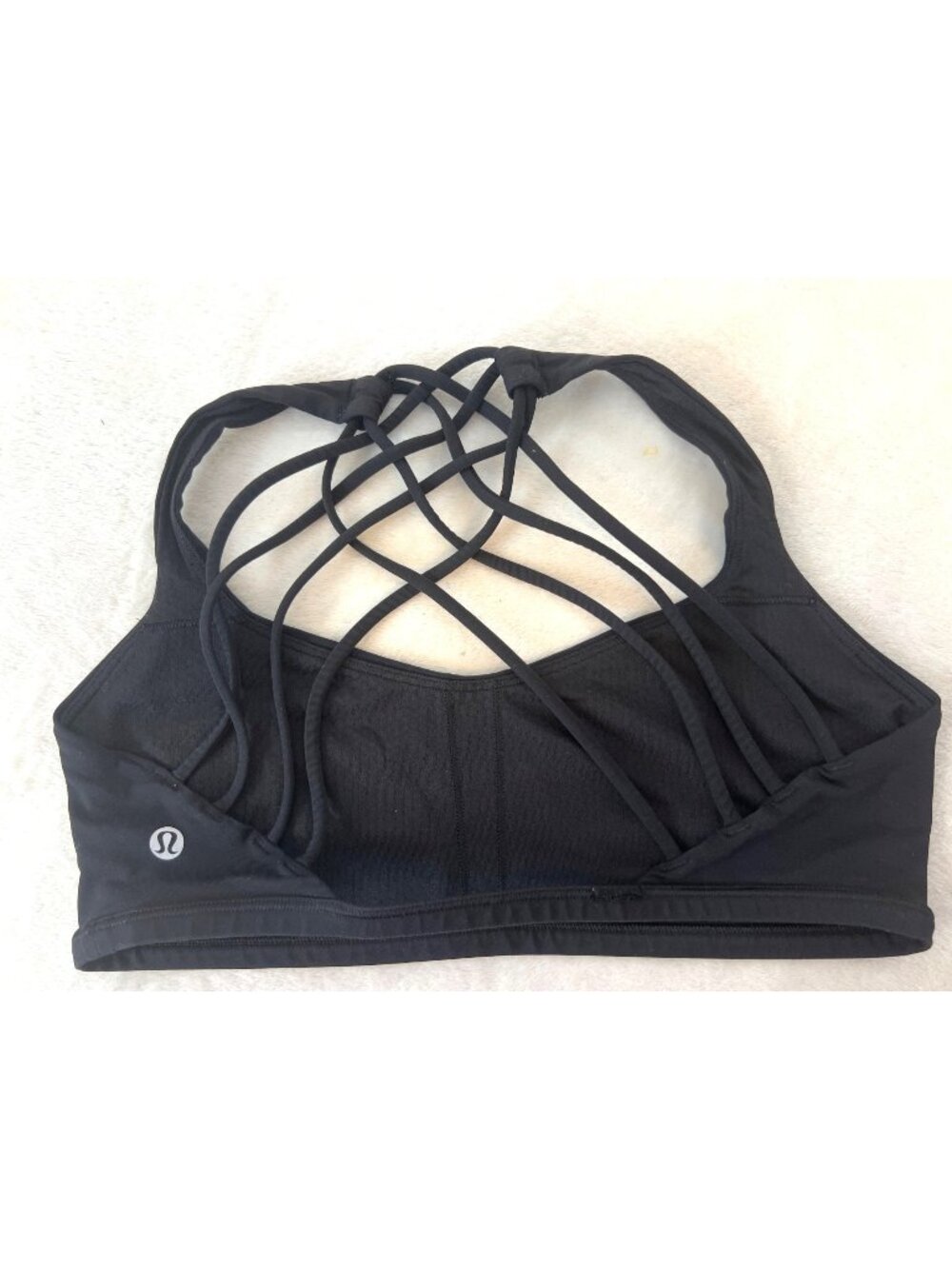 Lululemon Free To Be Wild strappy Black Sports Bra Size 8 Active Yoga Workout